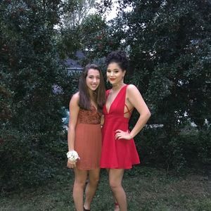 Meet your Posher, Ayzha